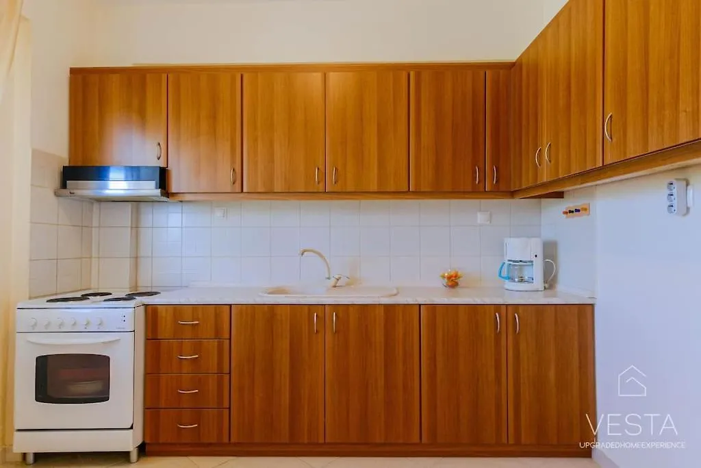 Heliophilia 3-Bdrm Maisonette In Неа-Фокеа Греция