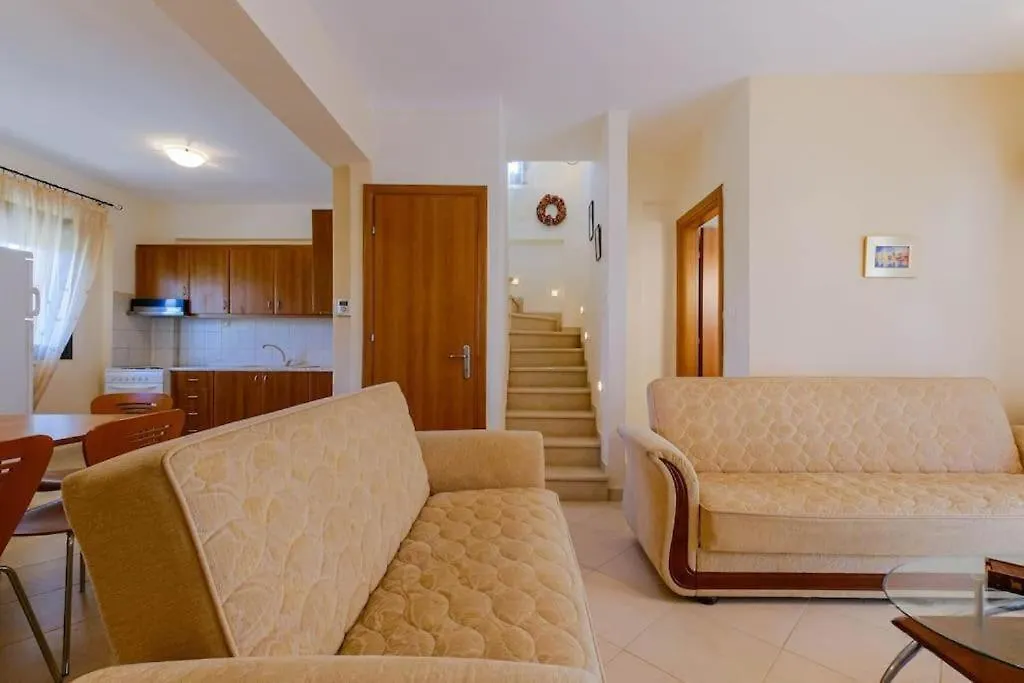 Дом отдыха Heliophilia 3-Bdrm Maisonette In Неа-Фокеа